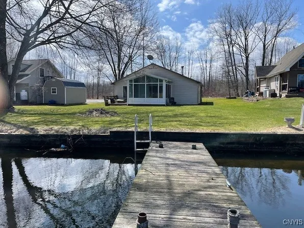 61 Shady Elm Dr, Phoenix, NY 13135