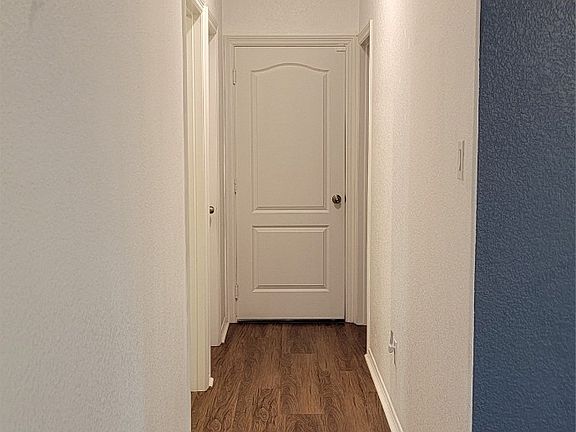 2nd image of 2106 Benjamin Park #2106