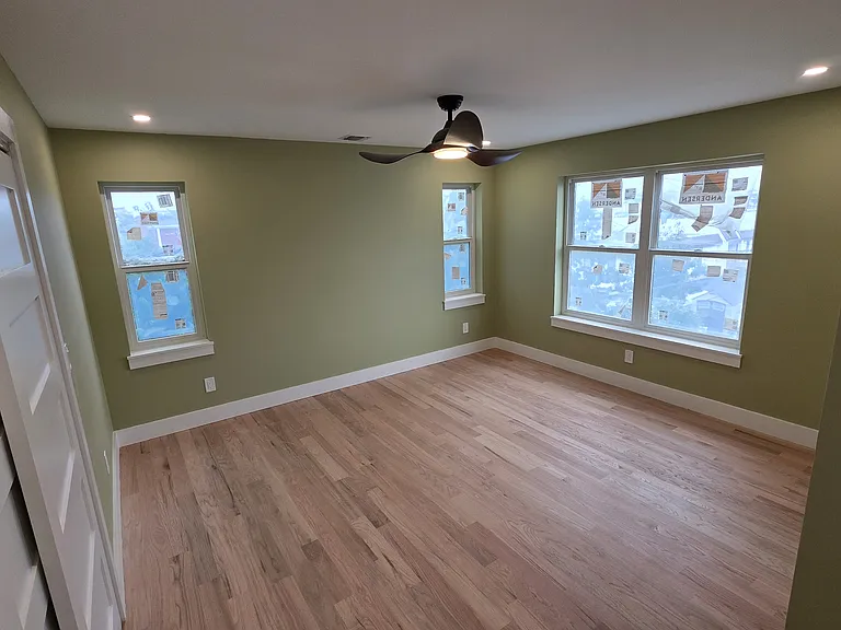 328 E Chester St #2 — Photo 7