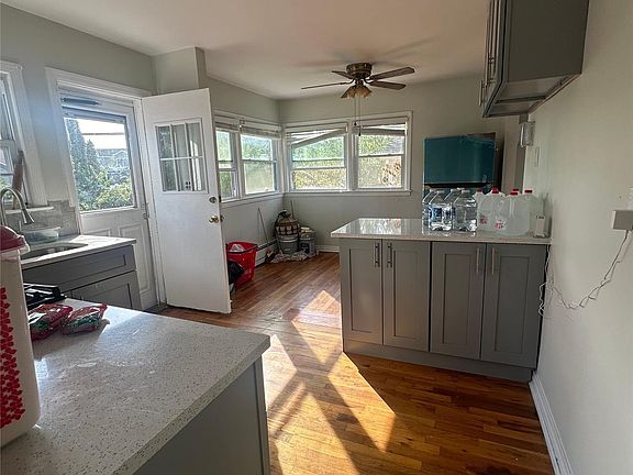 5th image of 1099 Park Ln N #1