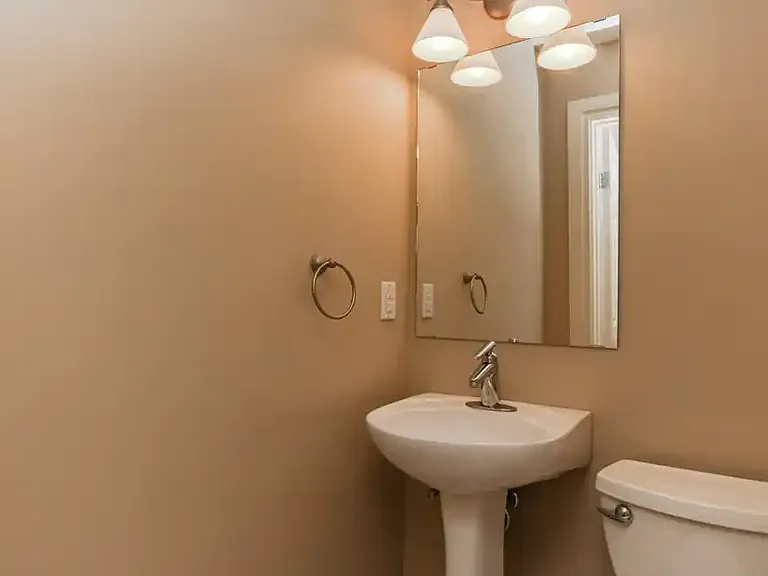 10625 Kingsway NW #202 — Photo 3