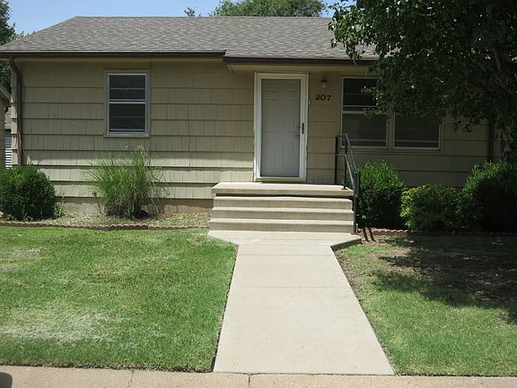 2nd image of 207 E 19th St