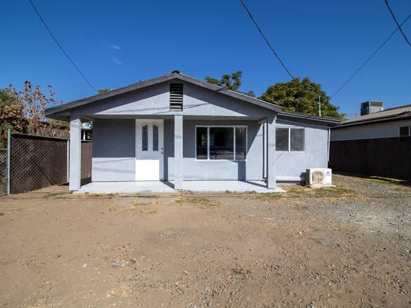 1370 E Tyler Avenue Lane, Porterville, CA 93257