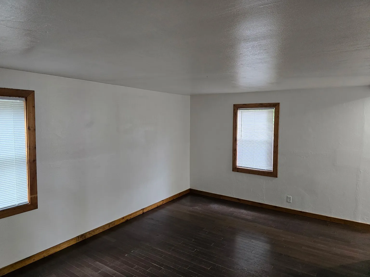 3 bed, 1012 sqft, $950 — Photo 3