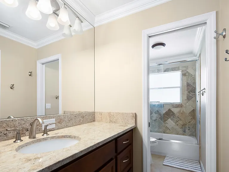 1300 Silverstrand Dr — Photo 20