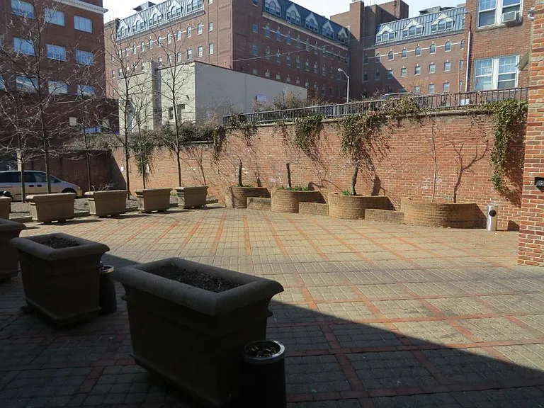 16 Washington St #307 — Photo 11
