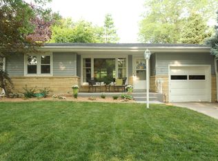 4507 Hill Dr, Lincoln, NE 68510