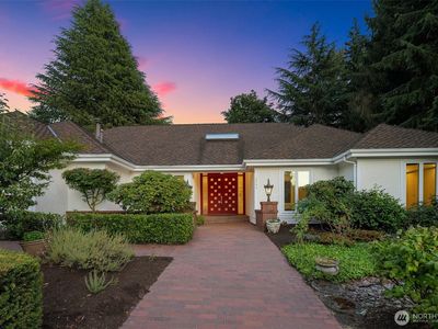 3734 113th Avenue NE, Bellevue, WA, 98004
