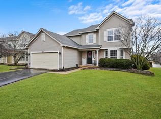 365 Wedgewood Cir, Romeoville, IL 60446