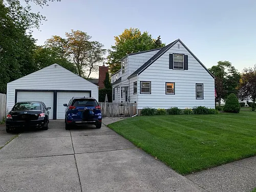 328 Maynard Dr Photo 1