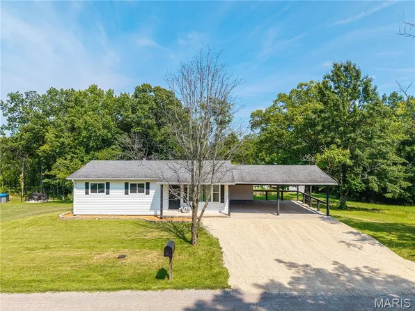 710 High St, Marble Hill, MO 63764