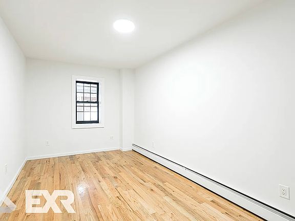 2nd image of 187 Cooper St #1