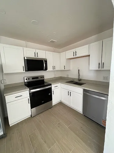 1322 W Roosevelt St #9 Photo 1