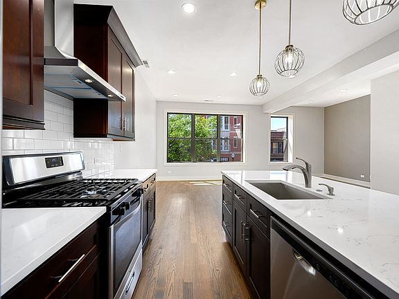 5th image of 5139 N Clark St Unit 1