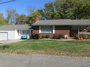 173 Maple St, Cottage Hills, IL 62018