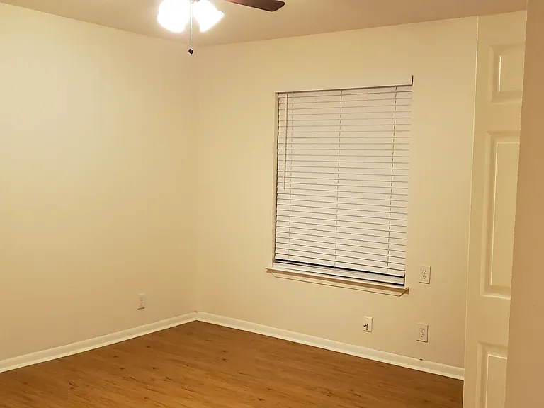 1202 E Saint Johns Ave #B — Photo 25