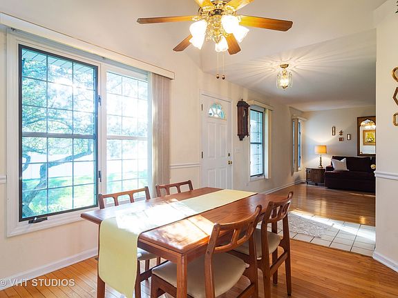 5th image of 869 N Cove Dr Unit 889