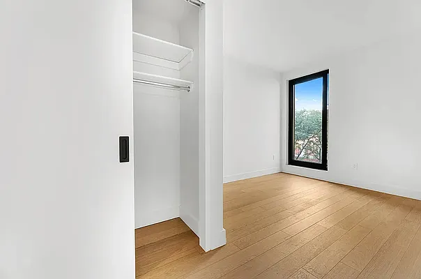 Rented by West 124th Manager LLC | media 74