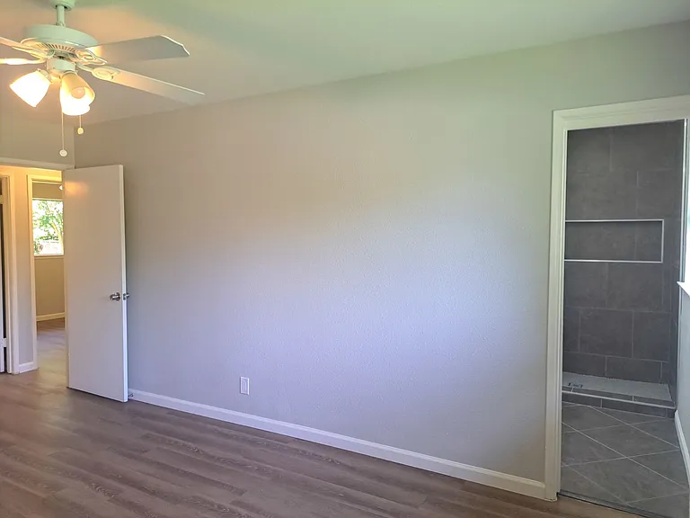 59082 Harvard St N — Photo 24