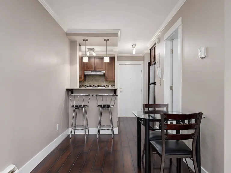 1950 W 8th Ave #303 — Photo 3