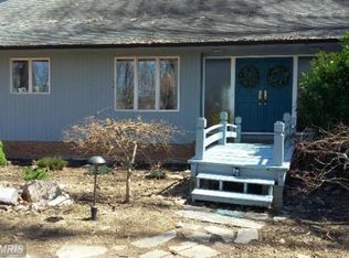 21 Running Fox Rd, Glen Arm, MD 21057