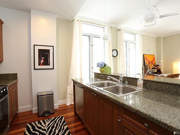 3rd image of 201 Sansome St Unit 402