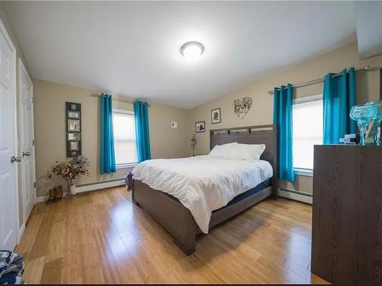224 Pool St #2 — Photo 8