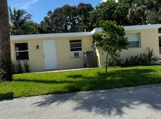 1860 Redbank Rd, North Palm Beach, FL 33408