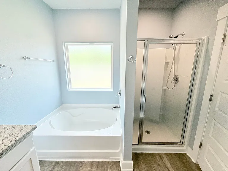 5849 Danbury Blvd — Photo 6