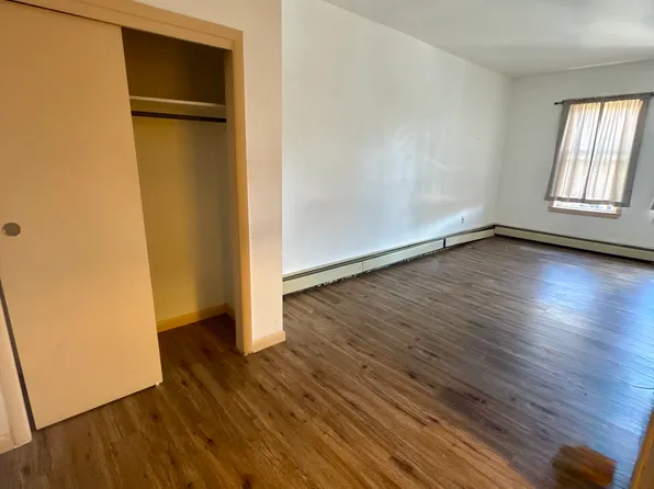 210 Main St #2, Ridgefield Park, NJ 07660