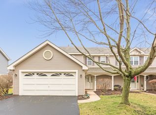 563 Tewksbury Cir, Oswego, IL 60543