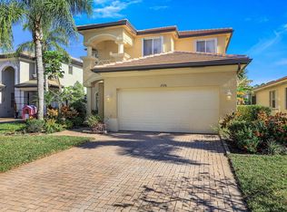 2096 Par Dr, Naples, FL 34120