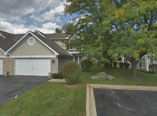776 Regency Park Dr, Crystal Lake, IL 60014