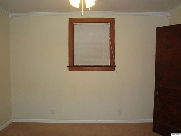 Home for Sale in Quincy, IL $72,500