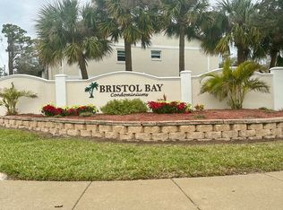 404 Banana Cay Dr APT E, South Daytona, FL 32119