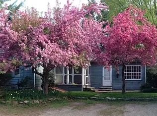 12 W Pelham Rd, Shutesbury, MA 01072