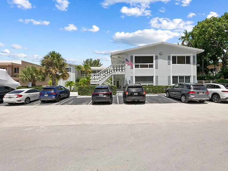 915 Intracoastal Dr #5 — Photo 5