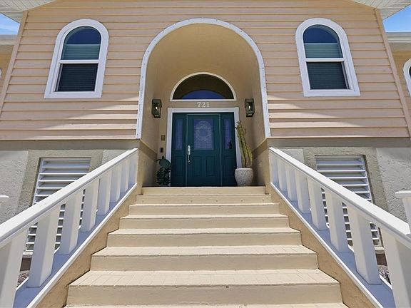 3rd image of 721 N MANASOTA KEY ROAD