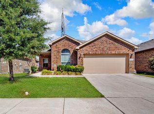 825 Key Deer Dr, Burleson, TX 76028
