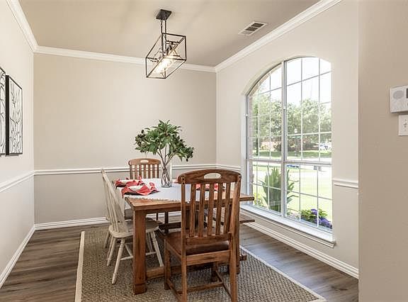 5th image of 15 Creekside Dr