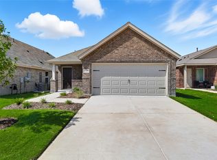 1129 Baker Bridge Dr, Forney, TX 75126