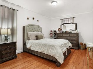 2190 Boston Rd, Bronx, NY 10462