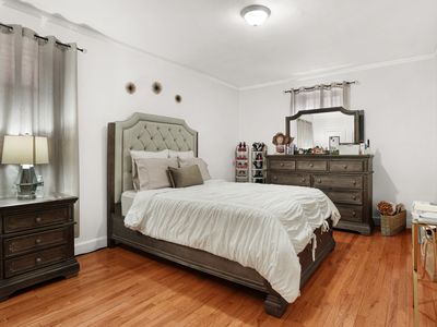 2190 Boston Rd, Bronx, NY, 10462