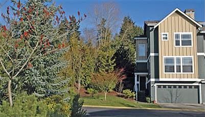 1st image of 16221 NE 90th Ct