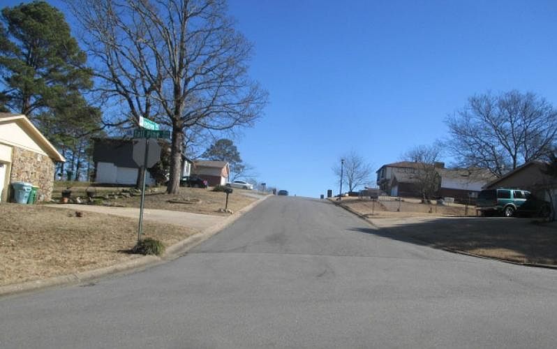 2nd image of 5615 Tall Pine Blvd