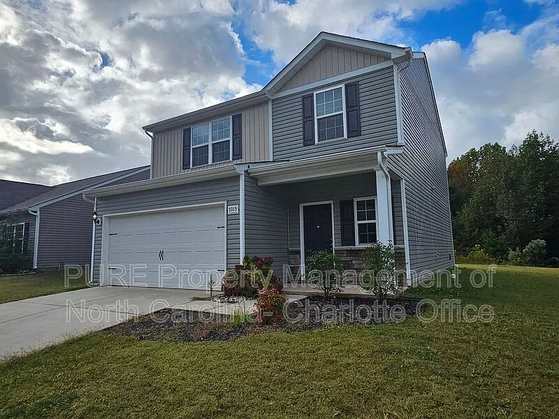 3 bed, 2.5 bath, 1900 sqft, $1,950 — Photo 3