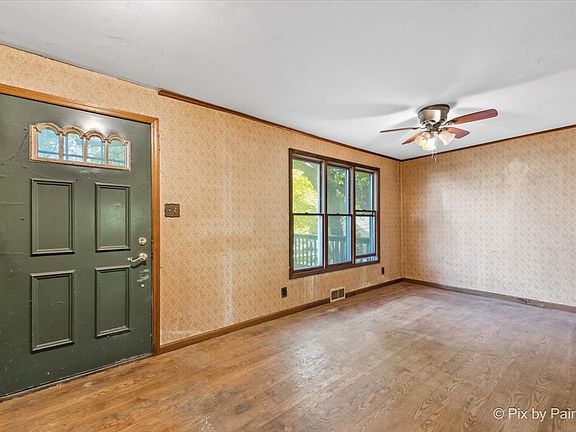 2nd image of 38580 N Drexel Blvd