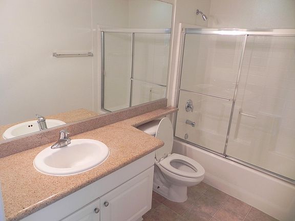 3rd image of 2515 Fenton Pkwy APT 315