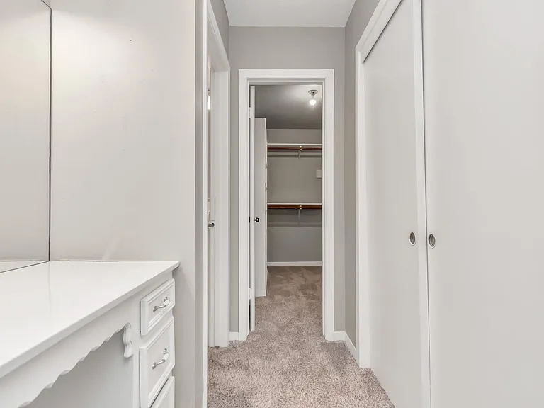12526 Hazelwood Ln — Photo 23