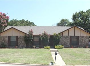 5911 Pleasant Hill Dr, Arlington, TX 76016